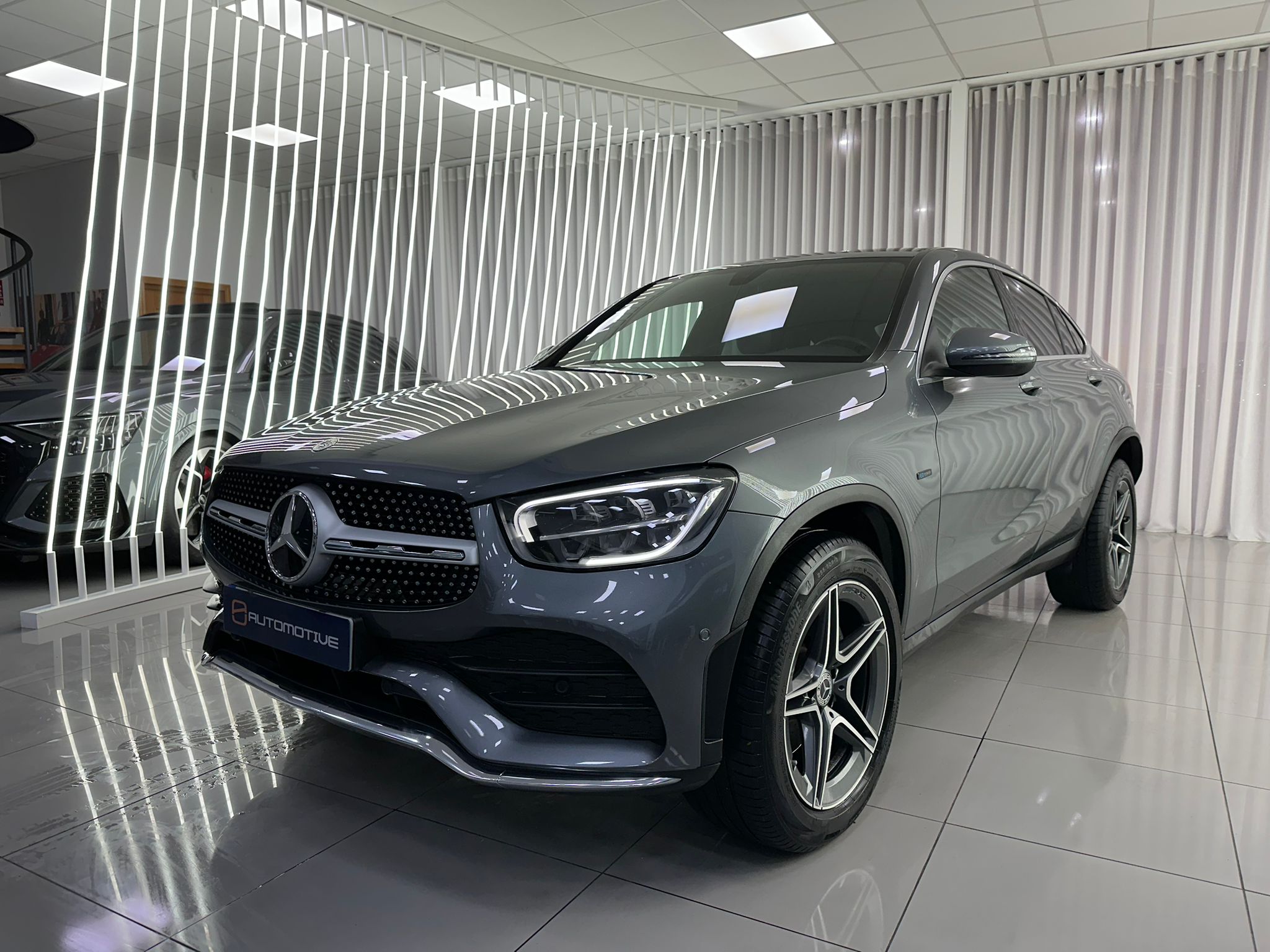COUPE 300 DE 4MATIC 306CV