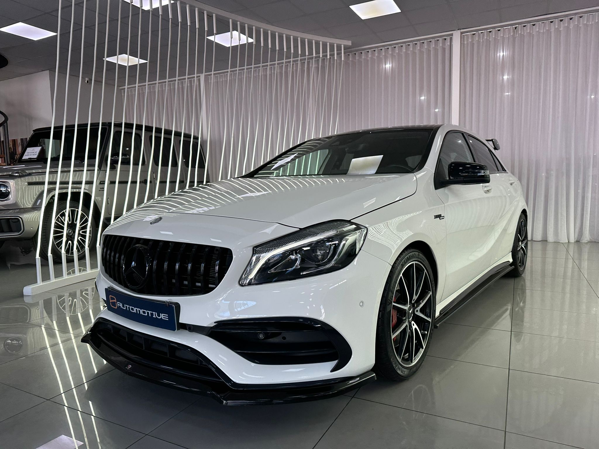45 AMG 381CV 4MATIC 7G-TRONIC