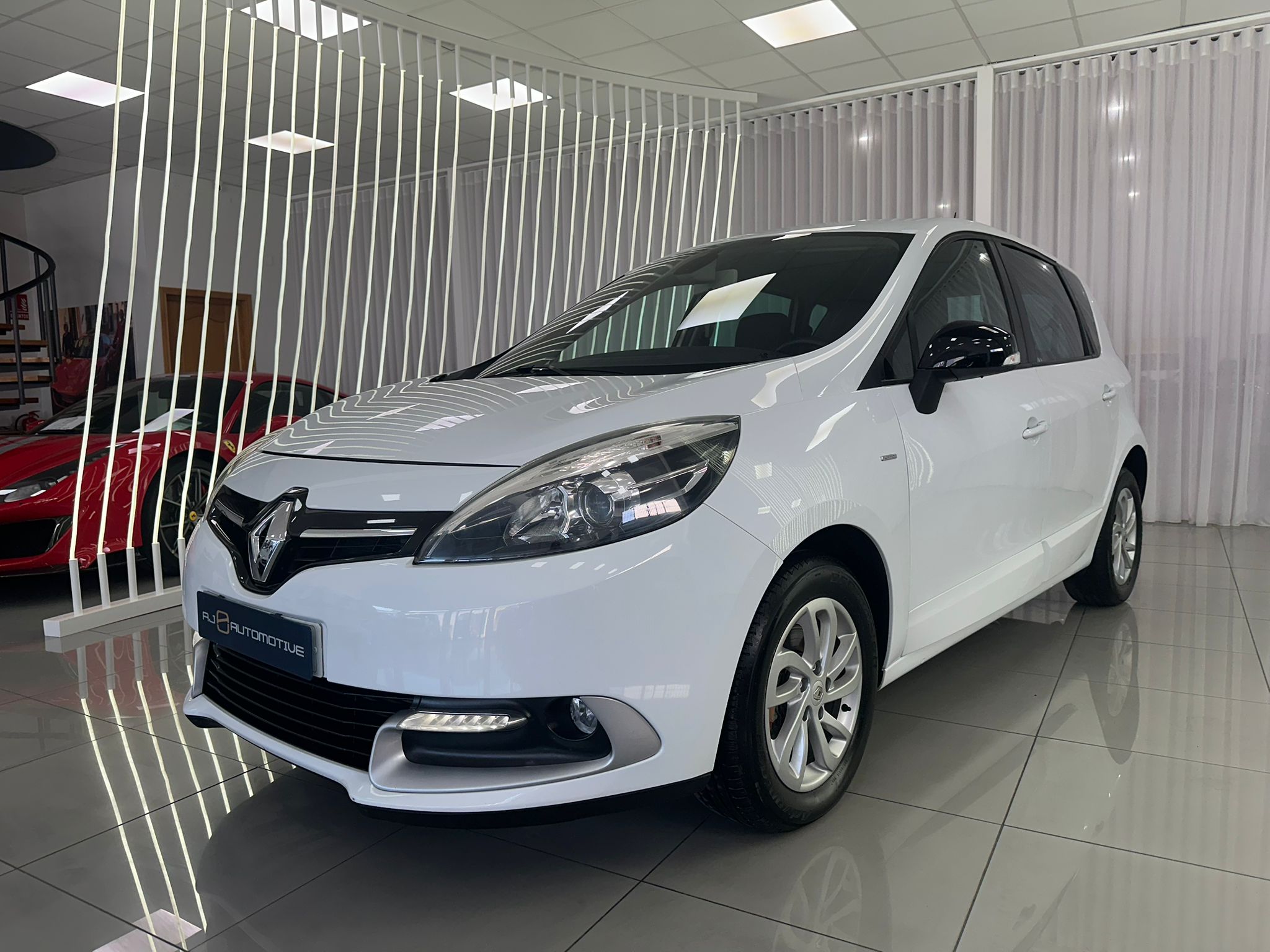 1.5 DCI ENERGY LIMITED 110CV AUTO.