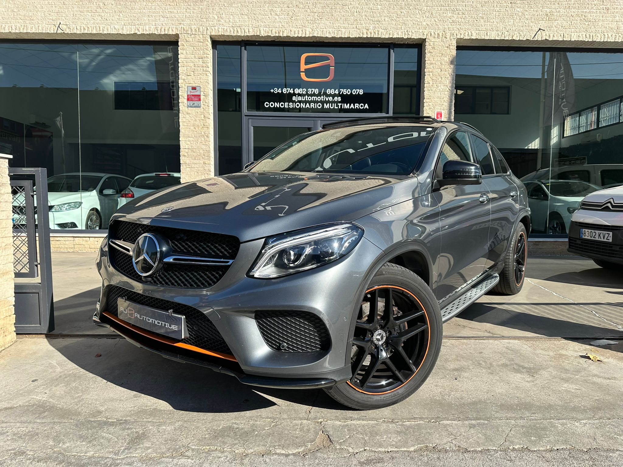 350D ORANGE-ART EDITION 4MATIC 258CV 9G-TRONIC