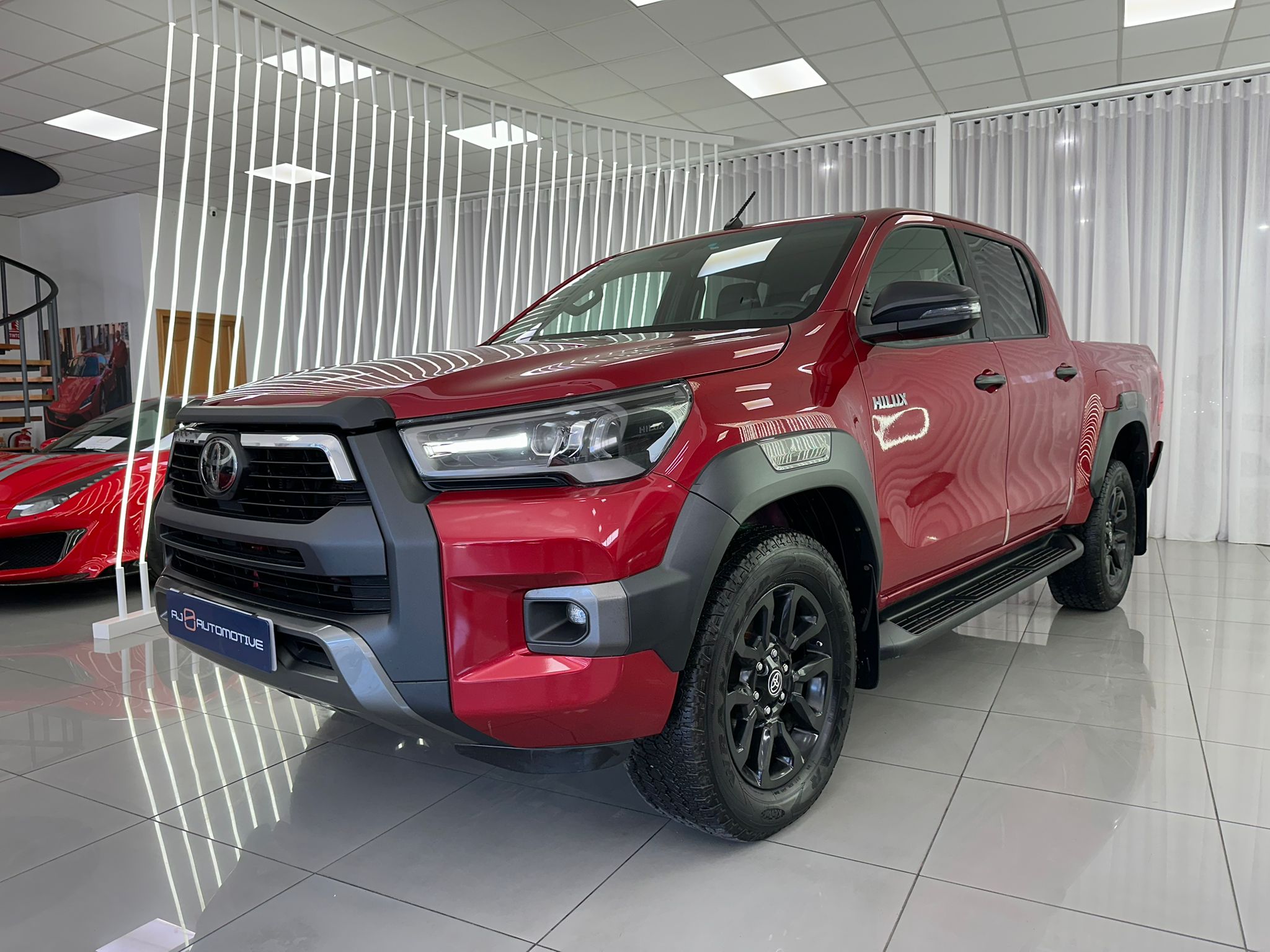 2.8 D-4D 204CV 4X4 INVINCIBLE DOBLE CABINA AT.