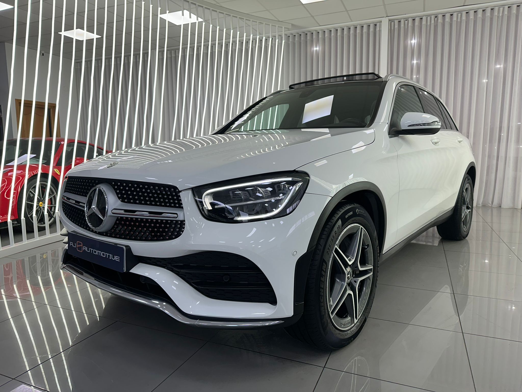 300D AMG 4MATIC 245CV 9G-TRONIC